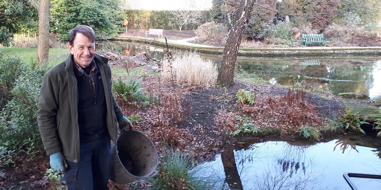 vol-role-garden-andy