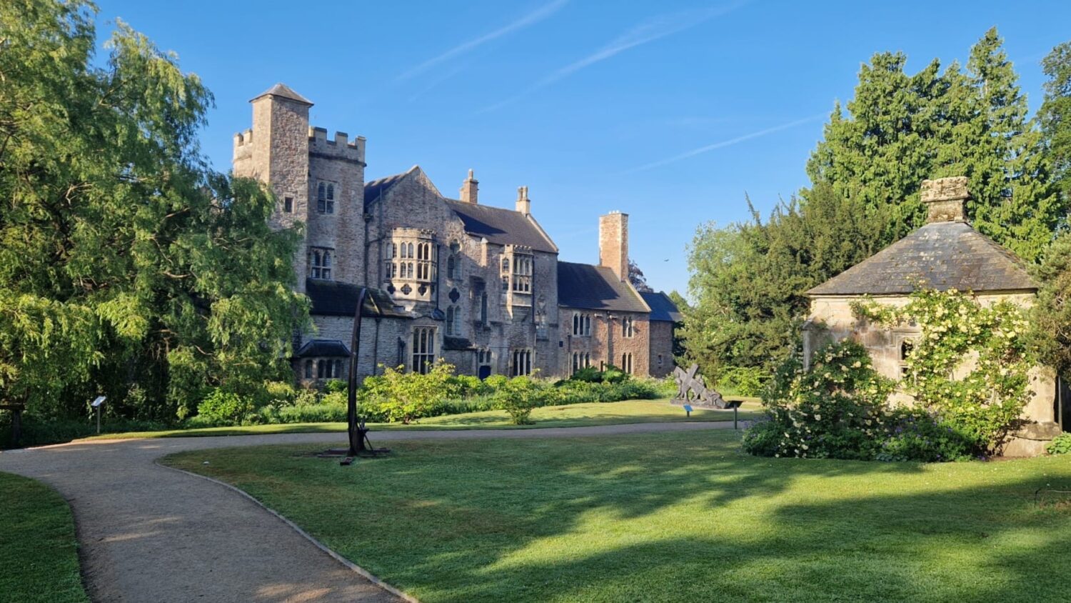 The Bishop's Palace and Gardens (1)