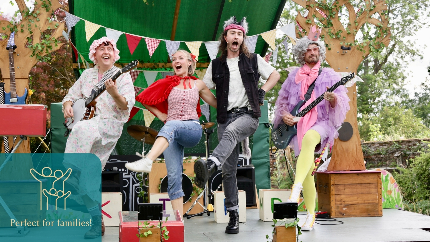 The Big Bad Wolf at The Bishop's Palace in Wells, Somerset. Performed by the Plandits.